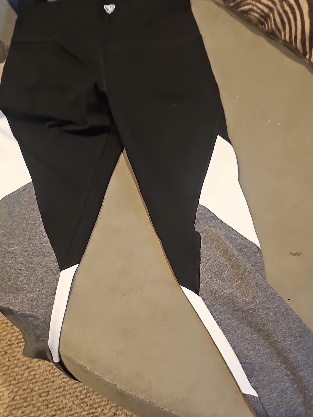 Womens Colorblock Active Leggings - Black, Gray & White